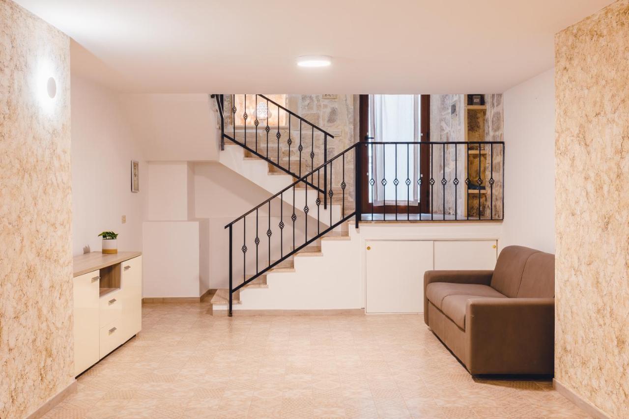 Convivo Apartment Palazzo Galateo Lecce Buitenkant foto